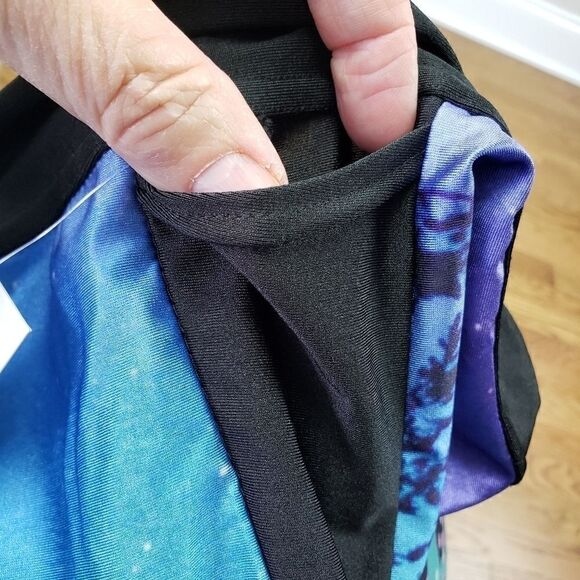 Lotus Leggings Capri   - Picture 3 of 6